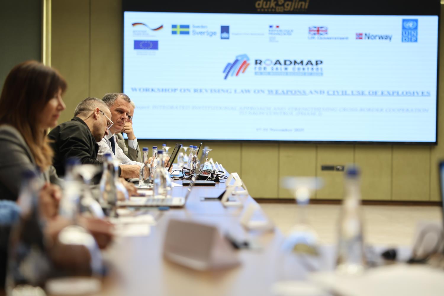 MPB dhe UNDP organizuan punëtori për rishikimin e Ligjit për Armët dhe Ligjit për Përdorimin Civil të Eksplozivëve